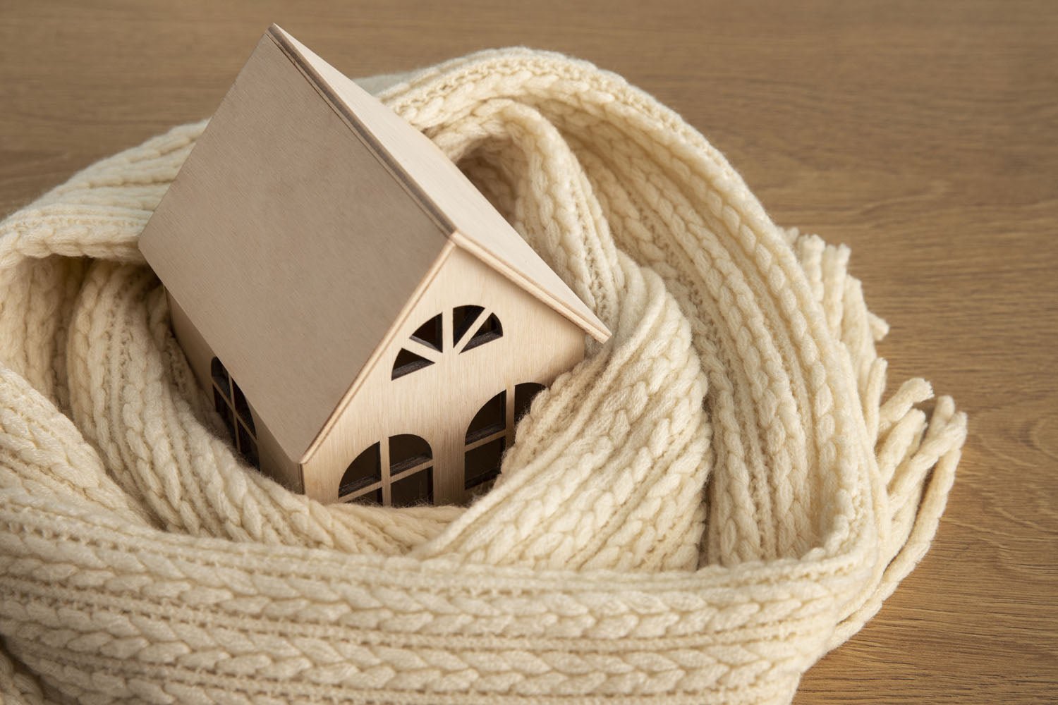 Cheap Ways to Keep Your House Warm - InStock