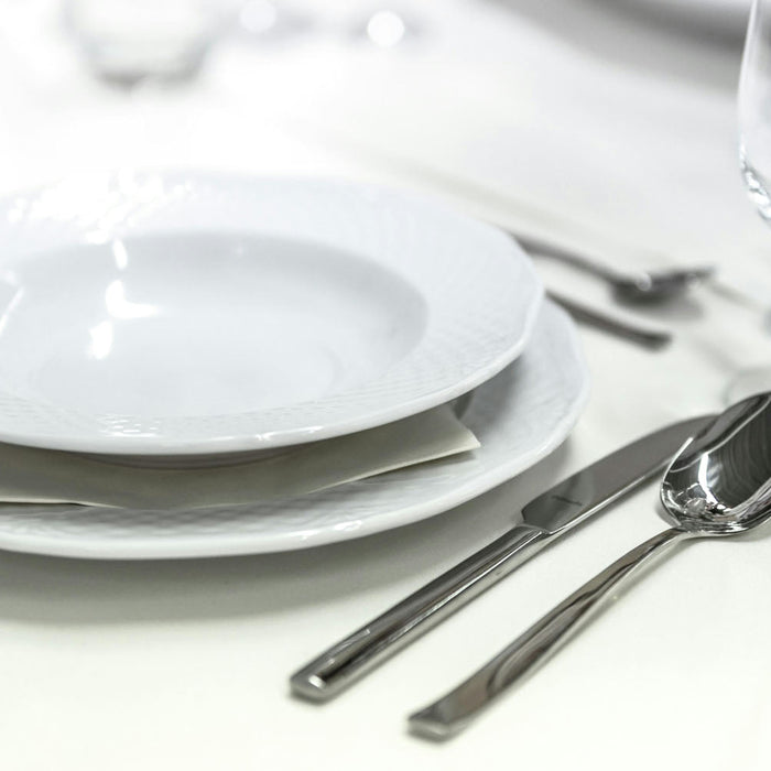 Hacks to keep your cutlery sparkling - InStock