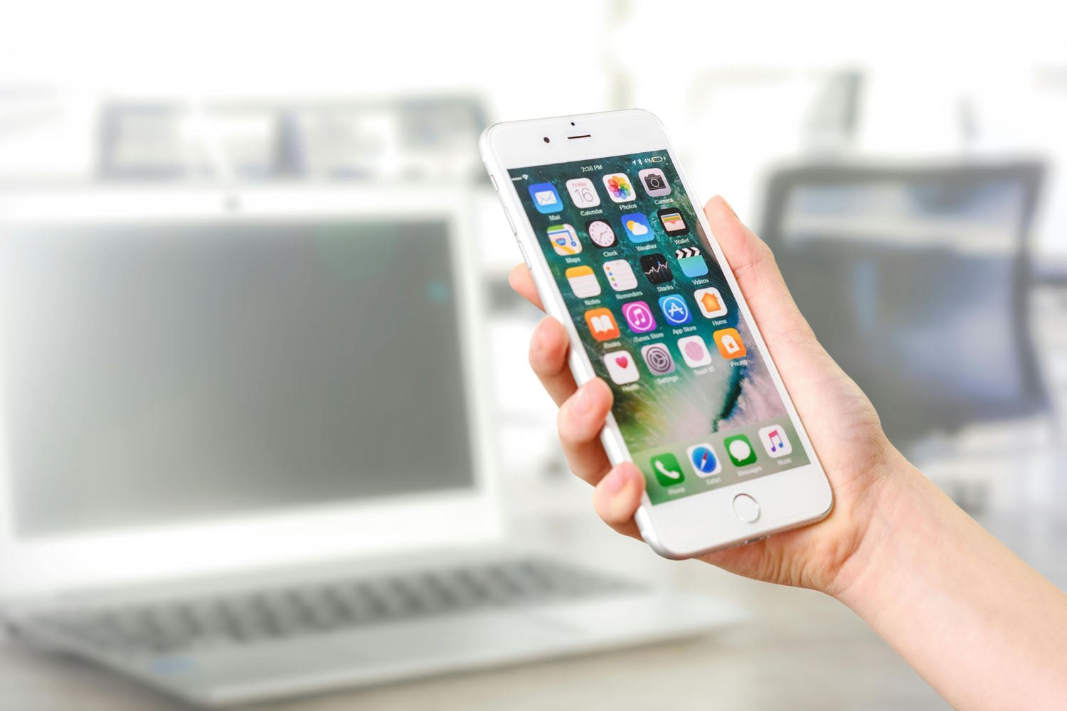 How do I backup all my data on my phone? - InStock