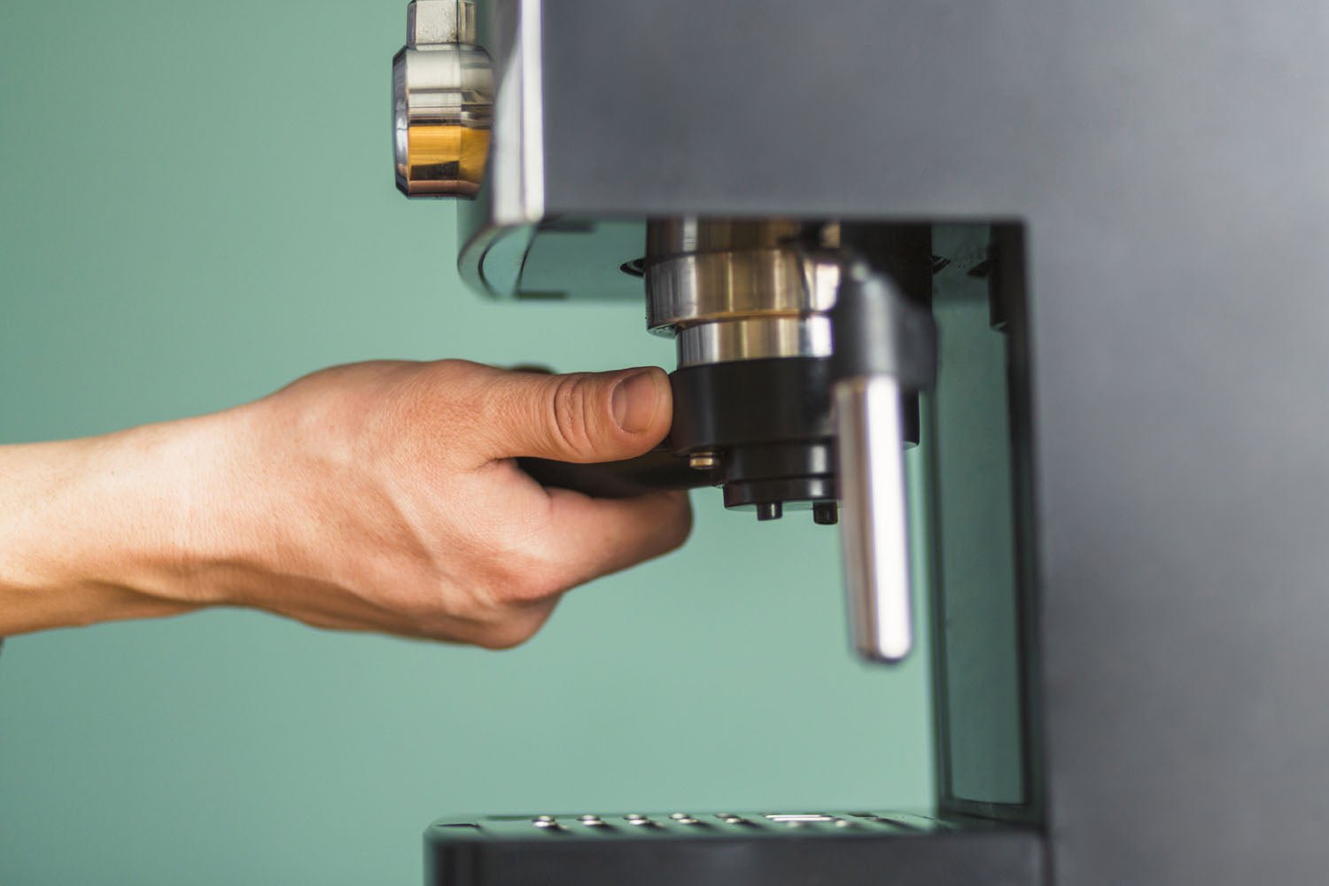 How to properly clean a coffee machine? - InStock