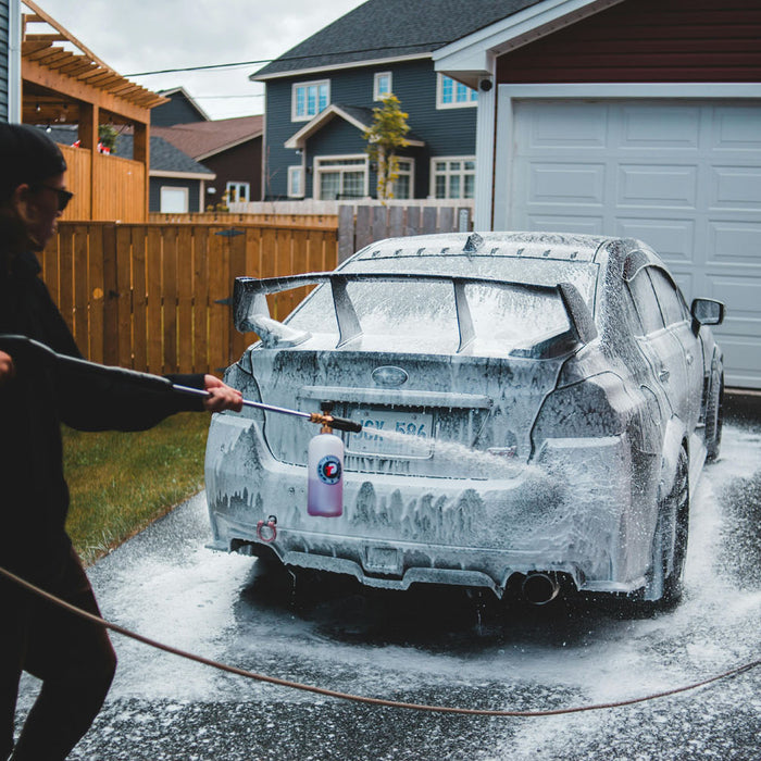 Can a pressure washer damage plumbing?