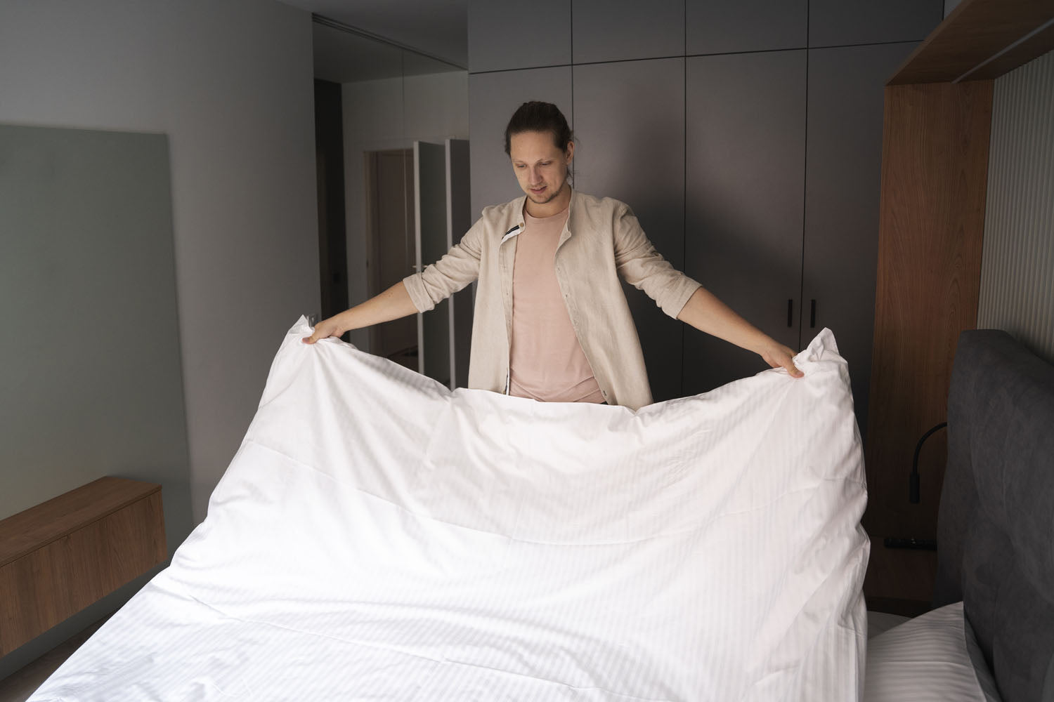 How to rotate a mattress by yourself