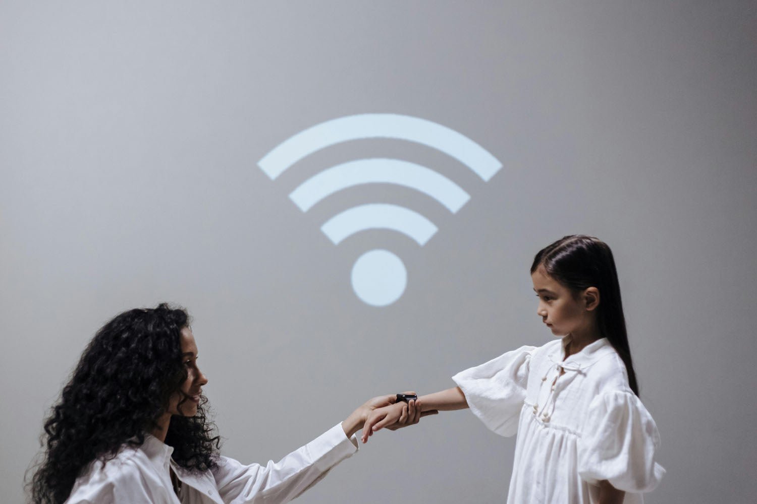 What is the best way to extend Wi-Fi in your home? - InStock