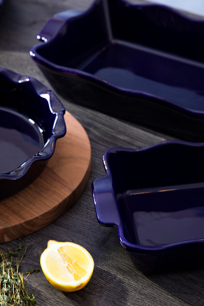 Round Dish with Curved Edges | Modern Retro