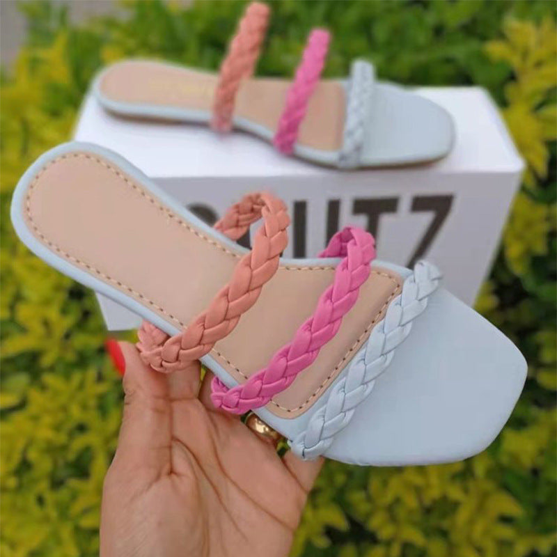 Flat Woven Hollow Slippers Women's Plus Size Color Matching Beach Sandals