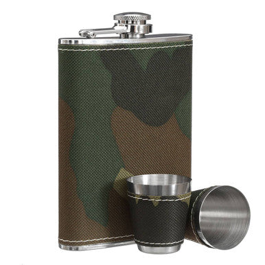 Camouflage Hip Flask and Shot Glasses Set | Auden
