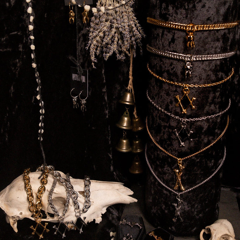 Gold Lover’s Remnant Tooth Necklace