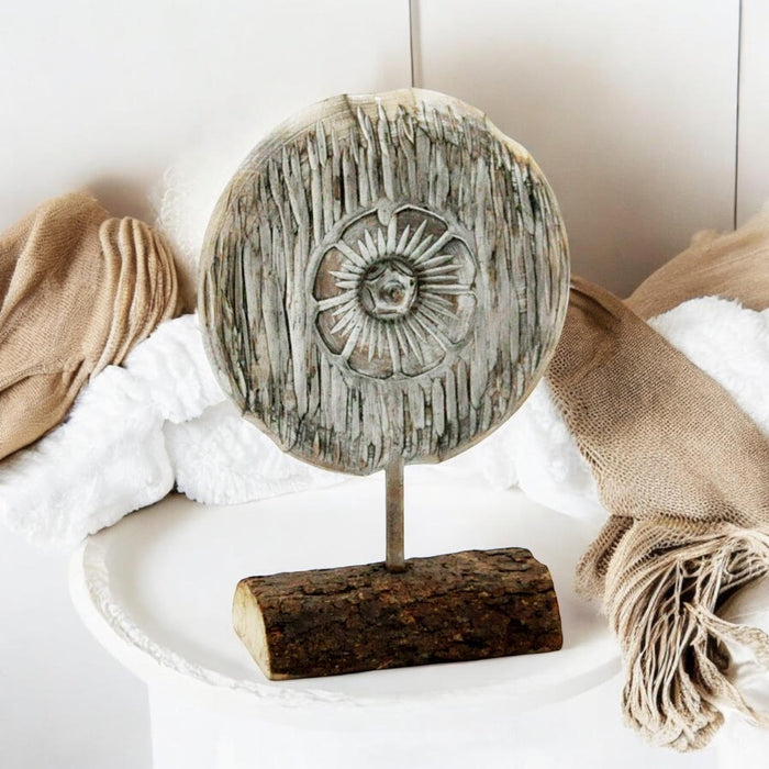 MED WOODEN FLOWER ON STAND 23cm D