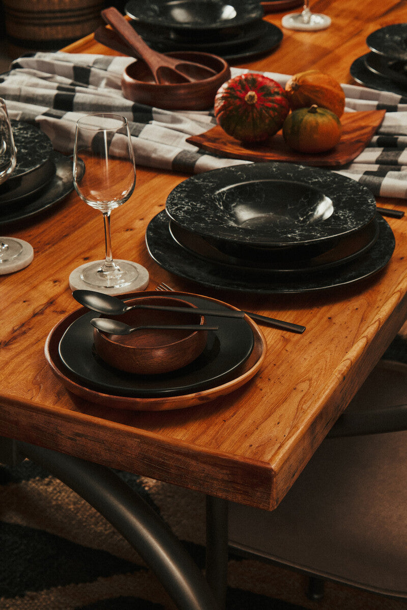 Black Stoneware Dinner Plate | Hygge