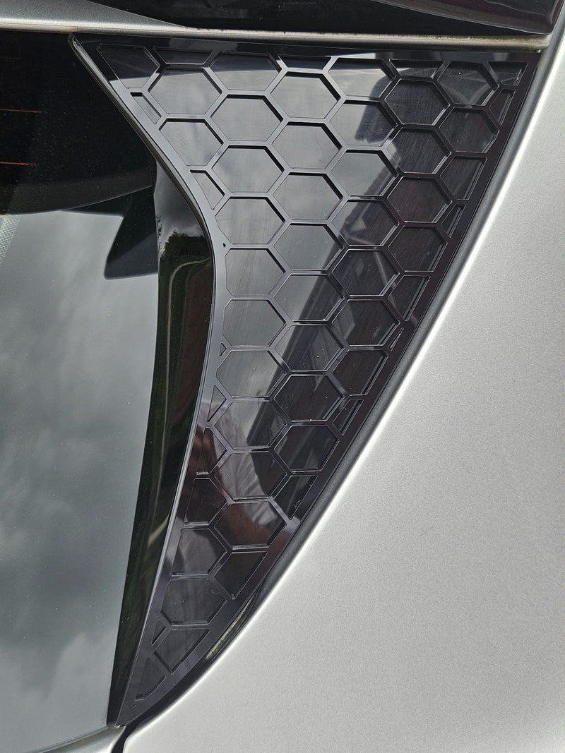 Ford Focus MK4 & MK4.5 (All Models) Rear Window Side Cover (Hex Design)