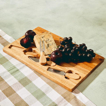 Cheese Board with Three Knives | Socorro