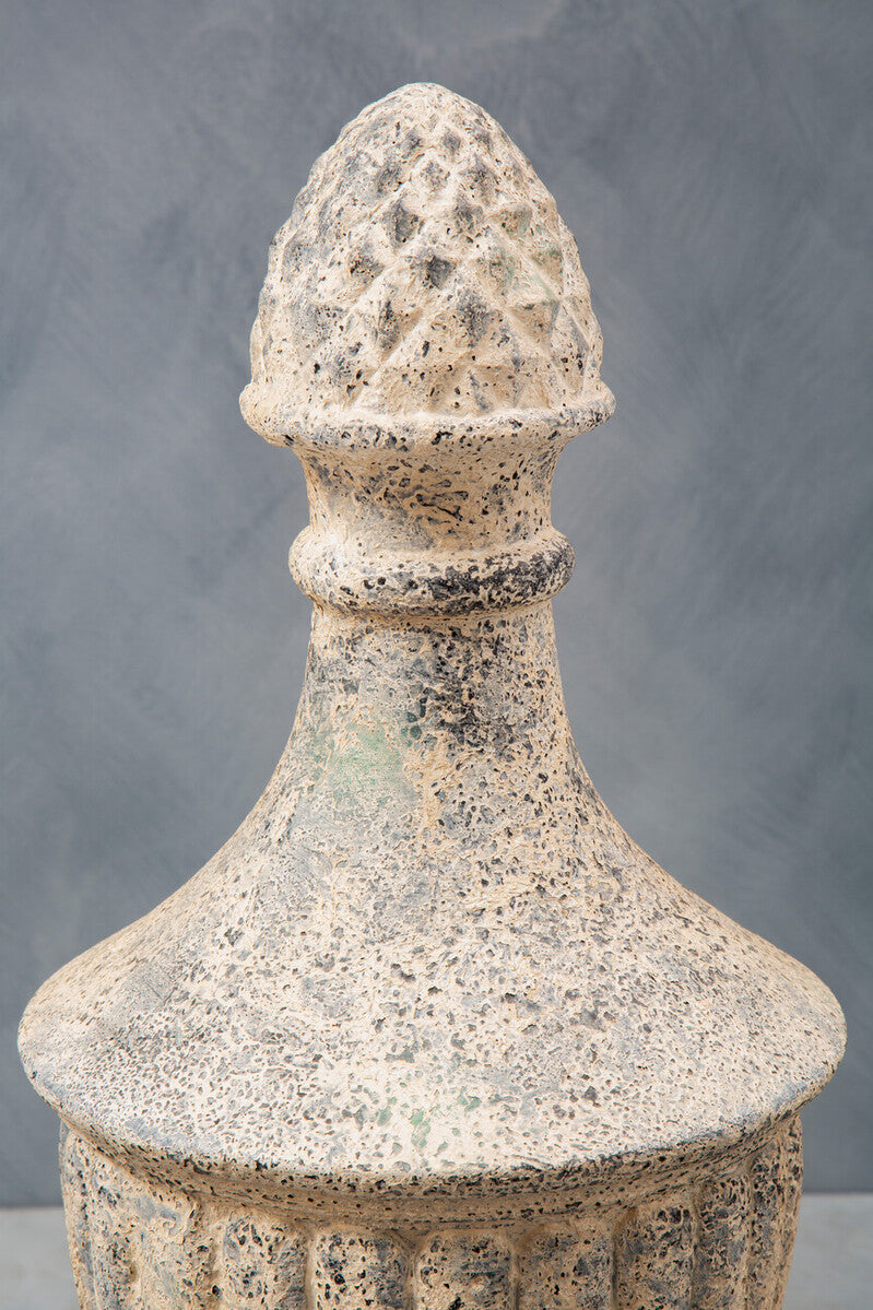 Light Stone Effect Urn | Plato