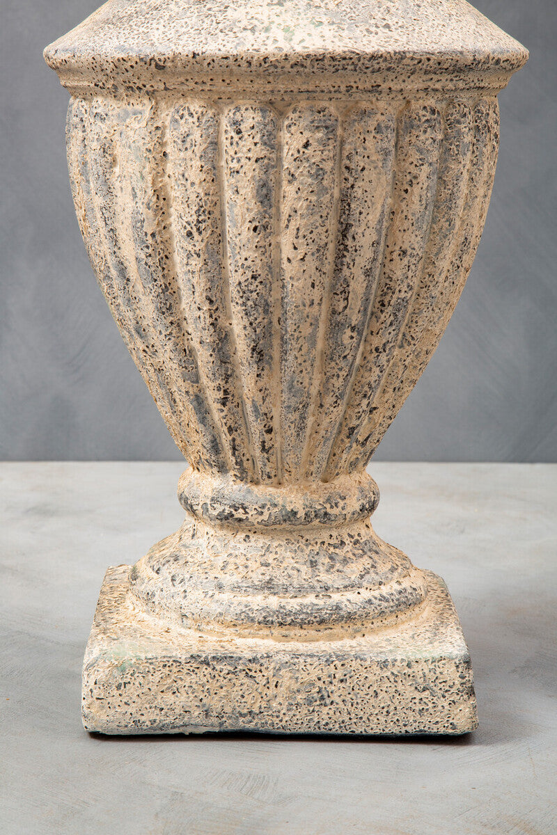 Light Stone Effect Urn | Plato