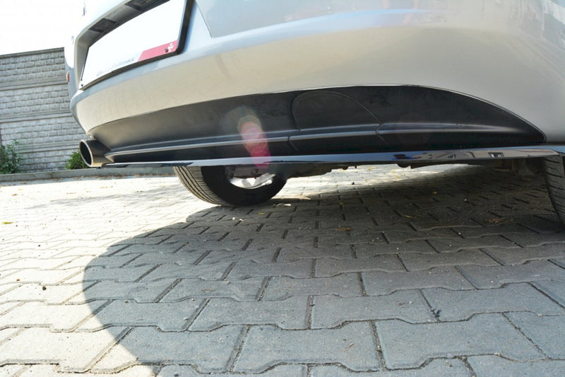 Maxton Design - CENTRAL REAR SPLITTER ALFA ROMEO 159 (WITHOUT VERTICAL BARS)