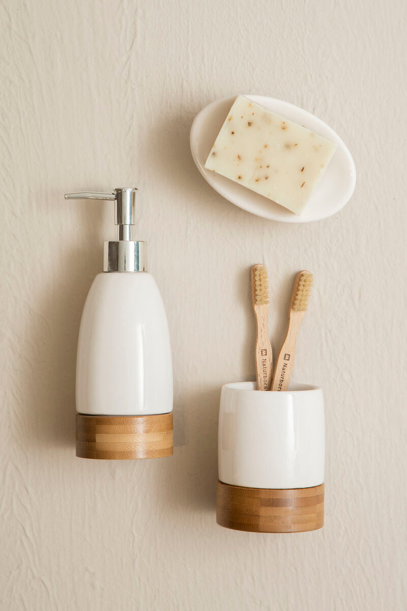 White Ceramic and Bamboo 3 Piece Bathroom Set | Earth