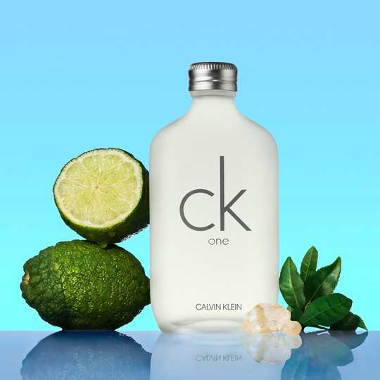 Calvin Klein One Eau De Toilette Spray 300ML