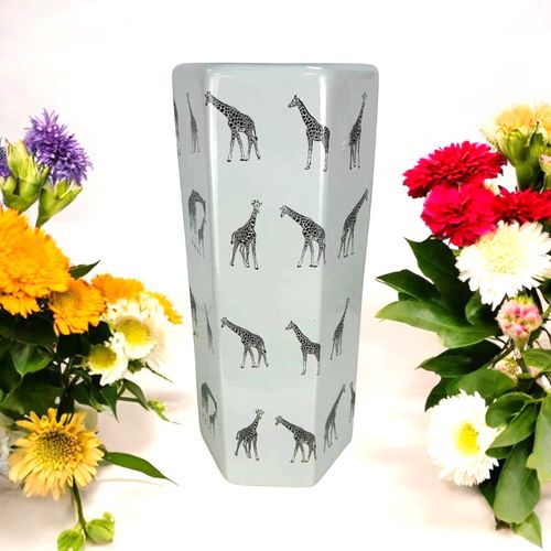 18" UMBRELLA STAND - InStock