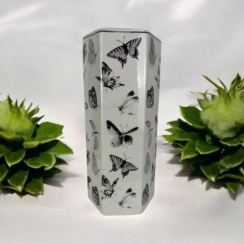 18" UMBRELLA STAND - InStock