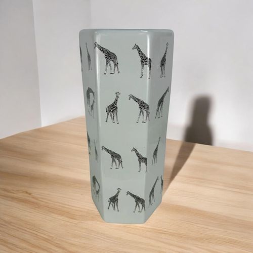 18" UMBRELLA STAND - InStock