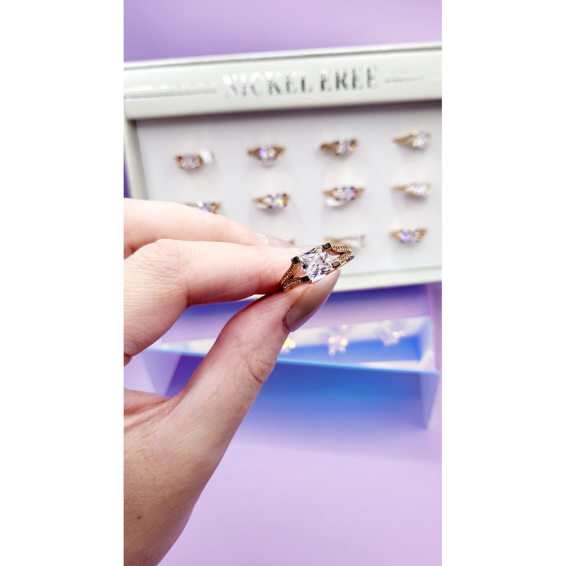 Gleam Crystal Ring Gold Box set of 12