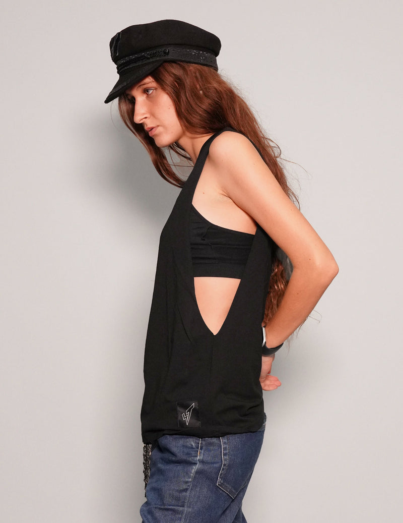 'Saint' T-Shirt in Black