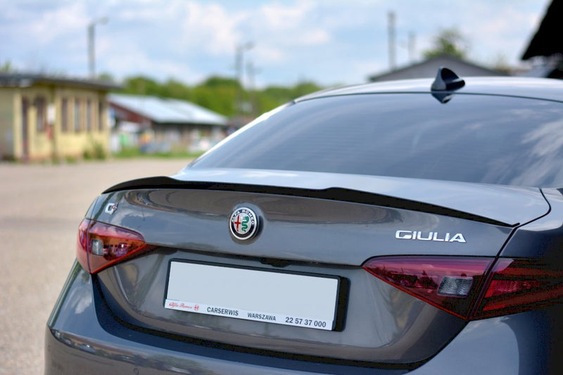 Maxton Design - Spoiler CAP Alfa Romeo Giulia