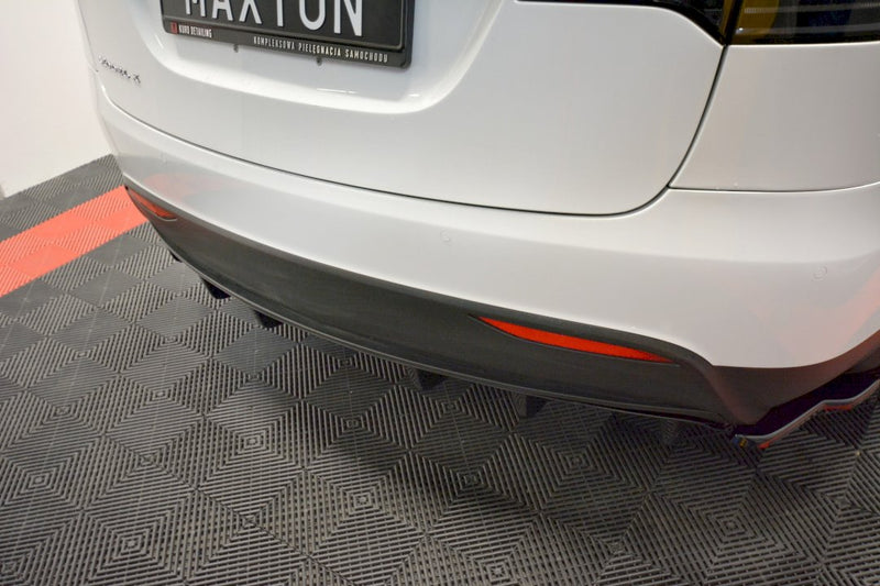 Maxton Design - REAR DIFFUSER TESLA MODEL X (2015-)