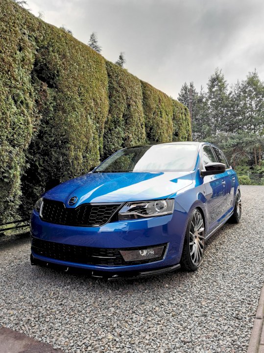 Maxton Design - FRONT SPLITTER SKODA RAPID