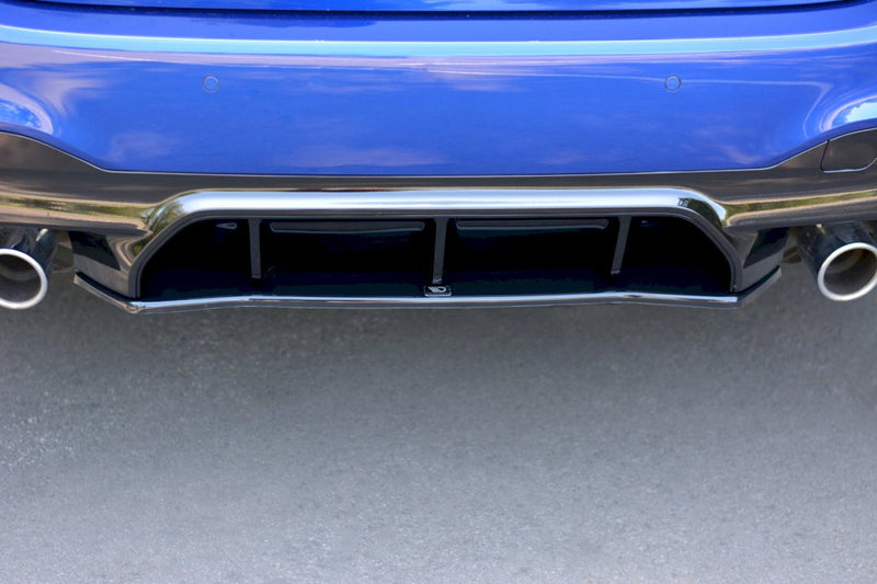 Maxton Design - CENTRAL REAR SPLITTER BMW M5 F90