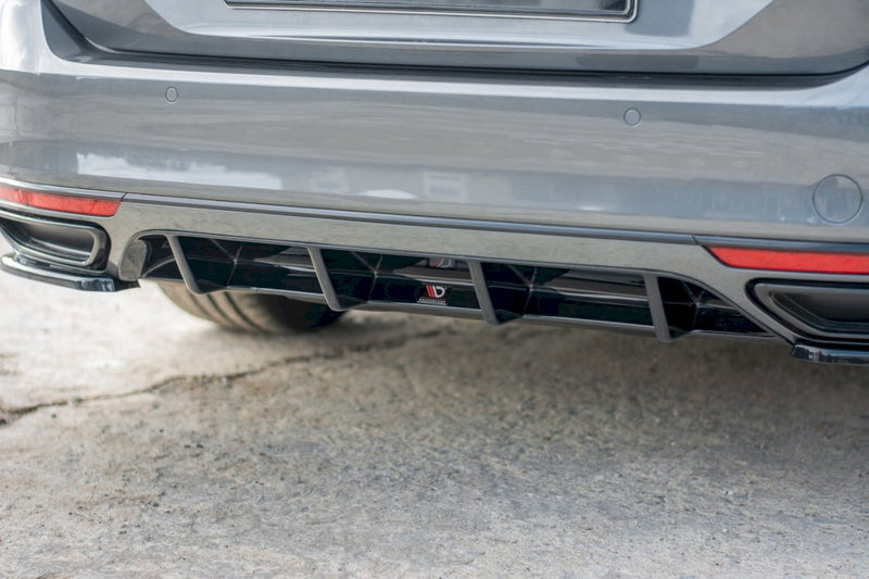 Maxton Design - REAR VALANCE VOLKSWAGEN PASSAT R-LINE B8 (2015-19)