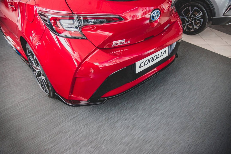 Maxton Design - CENTRAL REAR SPLITTER TOYOTA COROLLA MK12 HATCHBACK (2019-)