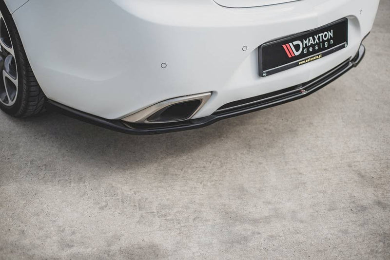Maxton Design - CENTRAL REAR SPLITTER OPEL/VAUXHALL INSIGNIA MK1 VXR/OPC FACELIFT (2013-2017)