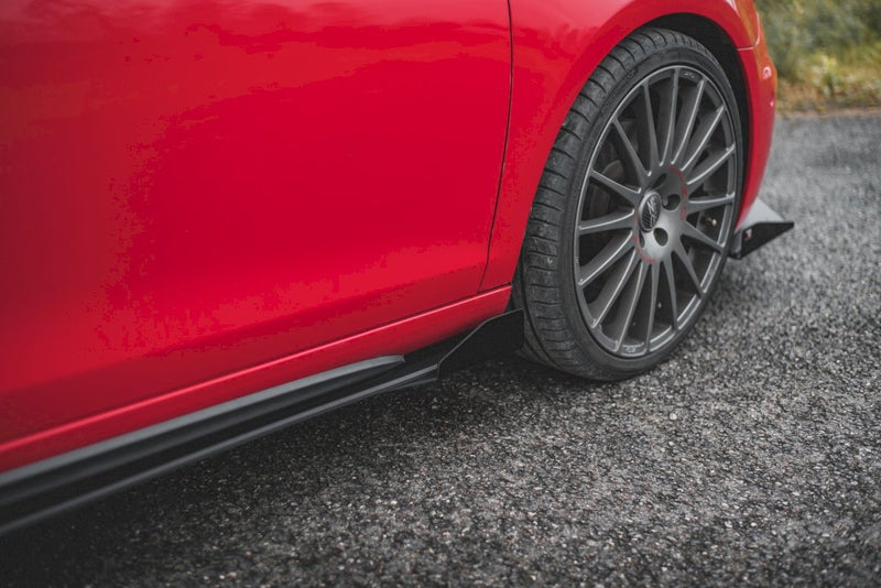 Maxton Design - STREET PRO SIDE SKIRTS DIFFUSERS (+FLAPS) VW GOLF GTI MK6 (2008-2012)