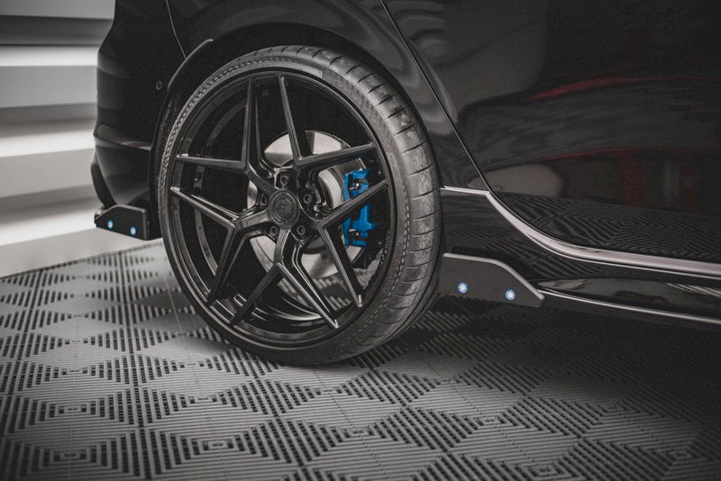 Maxton Design - REAR SIDE SPLITTERS V.2 + FLAPS VW GOLF R MK8