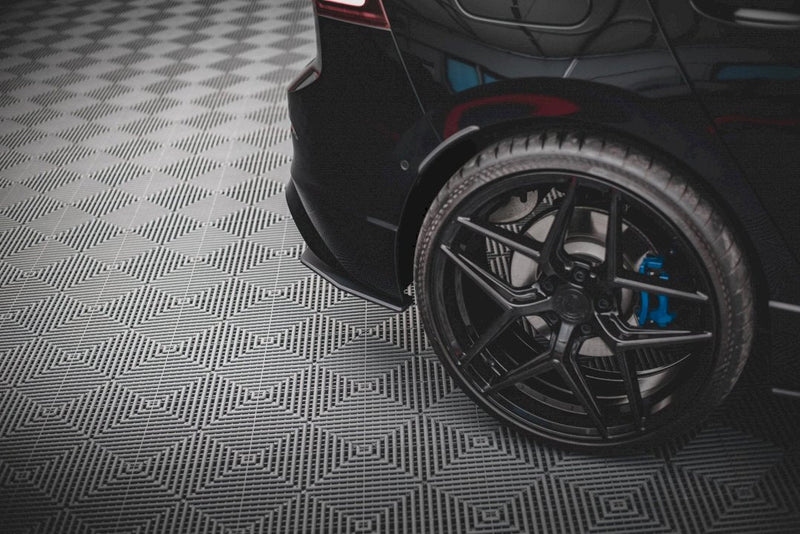 Maxton Design - STREET PRO REAR SIDE SPLITTERS VW GOLF R MK8 (2020-)