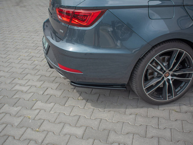 Maxton Design - REAR SIDE SPLITTERS V1 SEAT LEON MK 3.5 CUPRA ST (2017-)
