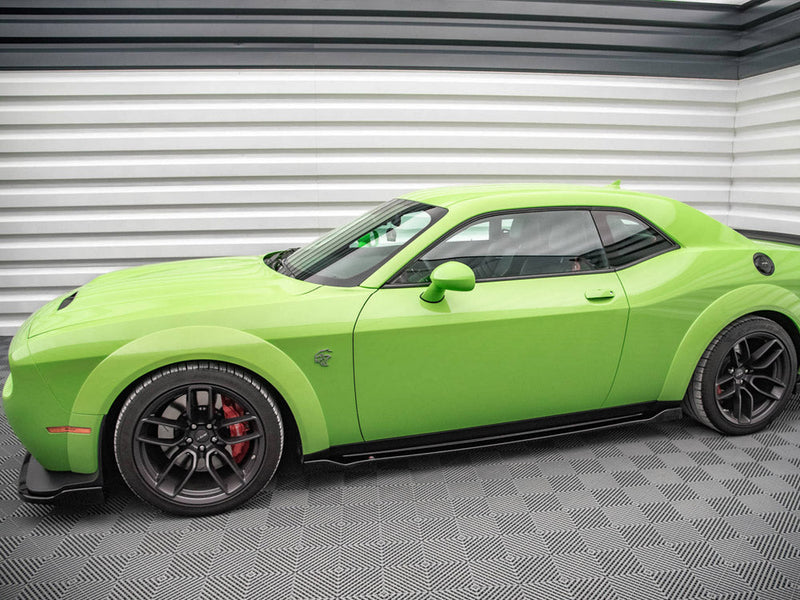 Maxton Design - SIDE SKIRTS DIFFUSERS DODGE CHALLENGER SRT HELLCAT WIDEBODY MK3