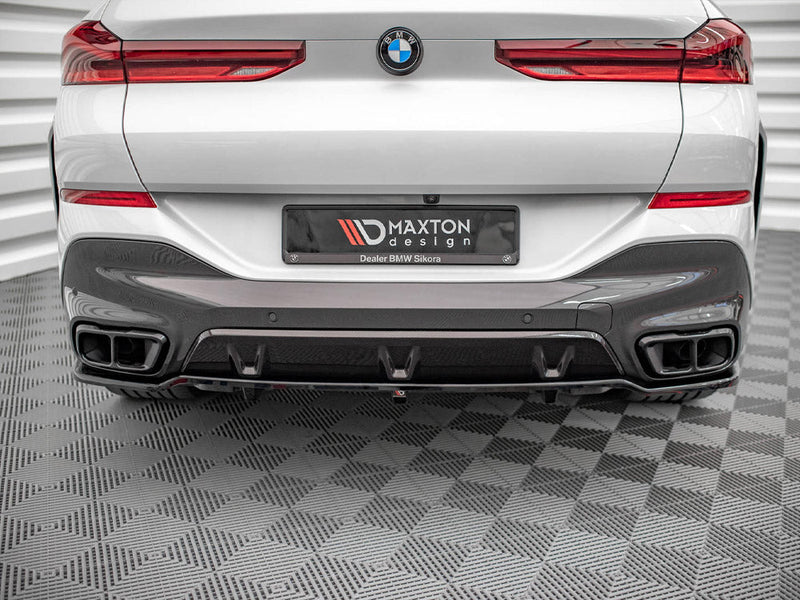 Maxton Design - CENTRAL REAR SPLITTER (VERTICAL BARS) V.1 BMW X6 M-PACK G06