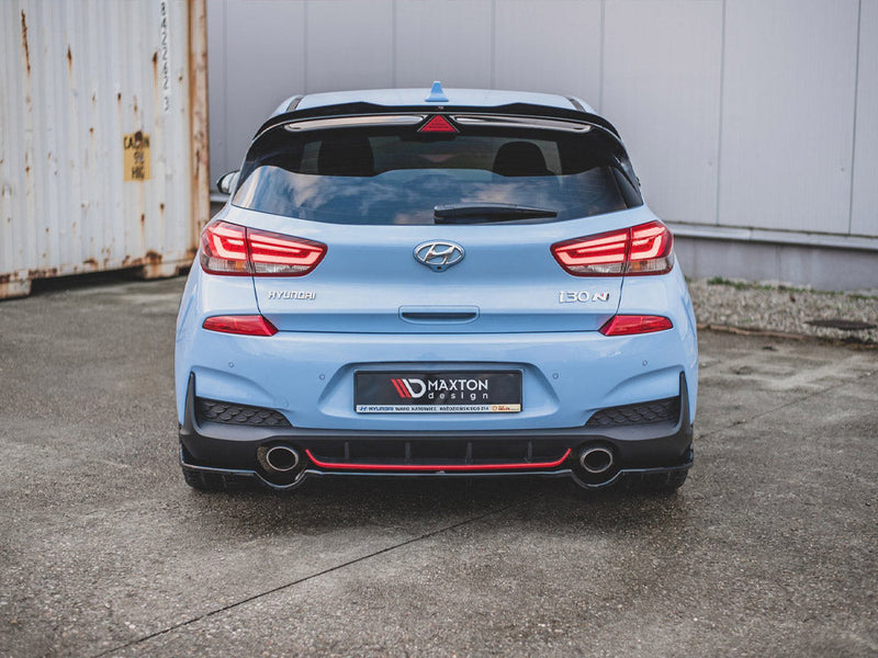 Maxton Design - CENTRAL REAR SPLITTER (WITH VERTICAL BARS) HYUNDAI I30 N MK3 HATCHBACK (2017-2020)