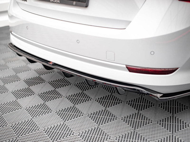 Maxton Design - CENTRAL REAR SPLITTER (VERTICAL BARS) SKODA OCTAVIA MK4 (2019-)
