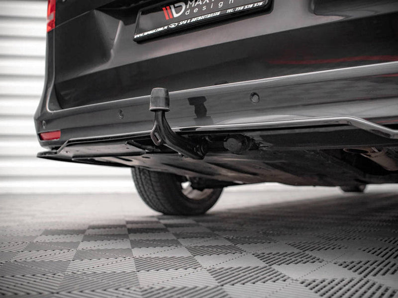 Maxton Design - CENTRAL REAR SPLITTER (VERTICAL BARS) MERCEDES V-CLASS AMG-LINE W447 FACELIFT (2019-)