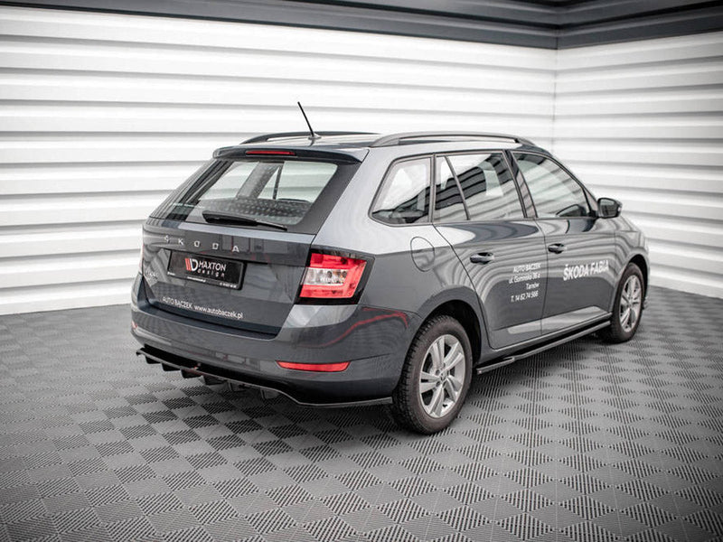 Maxton Design - CENTRAL REAR SPLITTER (VERTICAL BARS) SKODA FABIA COMBI MK3 FACELIFT (2019-)