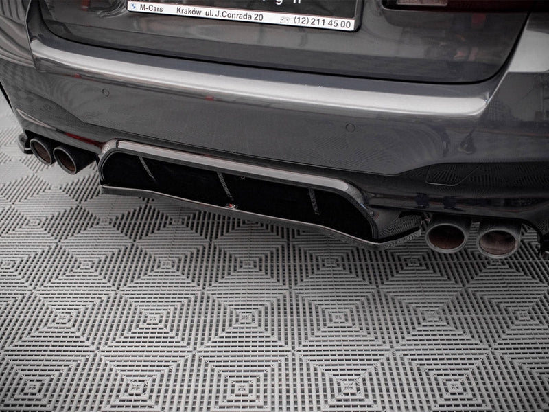Maxton Design - CENTRAL REAR SPLITTER BMW M5 F90