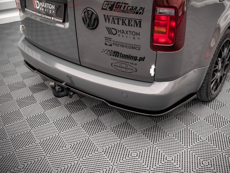 Maxton Design - CENTRAL REAR SPLITTER VW CADDY MK3 FACELIFT (2010-2015)