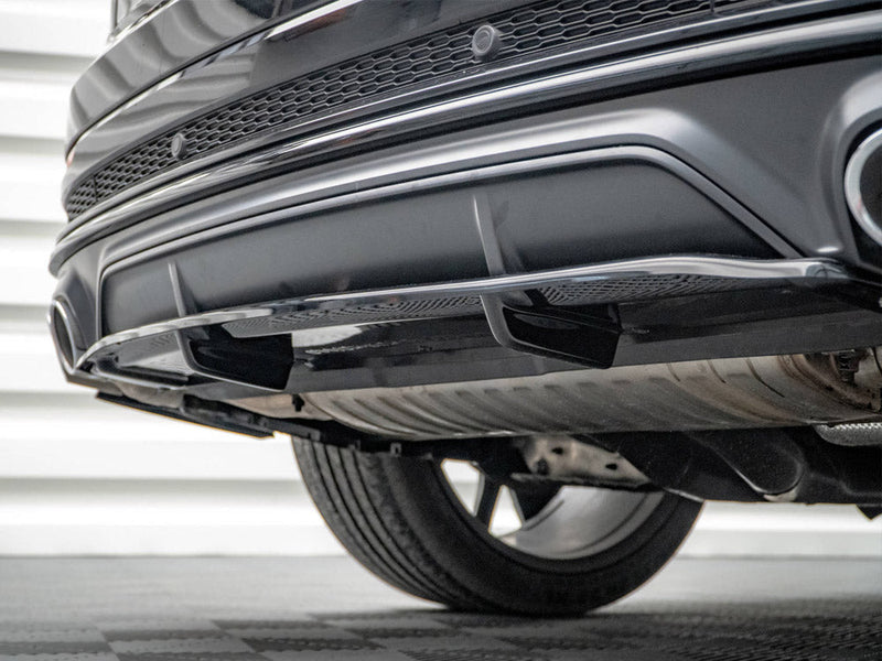 Maxton Design - CENTRAL REAR SPLITTER (VERTICAL BARS) AUDI SQ8 MK1