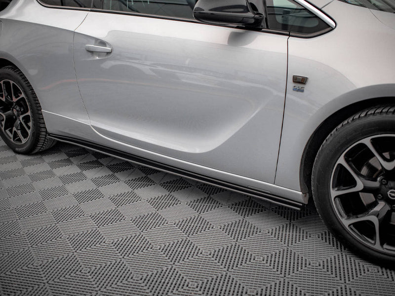 Maxton Design - STREET PRO SIDE SKIRTS DIFFUSERS OPEL ASTRA GTC OPC-LINE J (2011-2018)