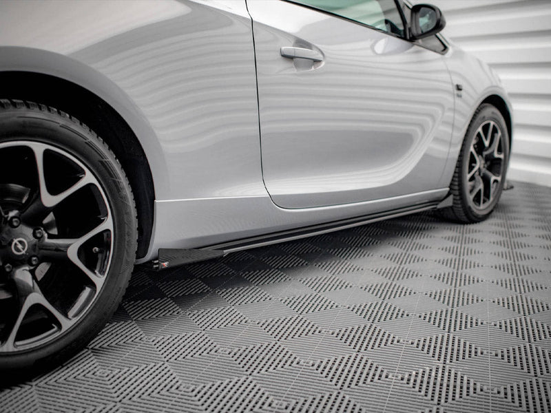Maxton Design - STREET PRO SIDE SKIRTS DIFFUSERS (+FLAPS) OPEL ASTRA GTC OPC-LINE J (2011-2018)