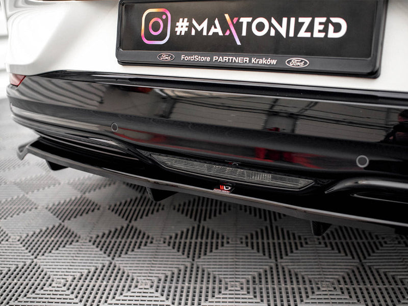 Maxton Design - CENTRAL REAR SPLITTER (VERTICAL BARS) FORD MUSTANG MACH-E MK1