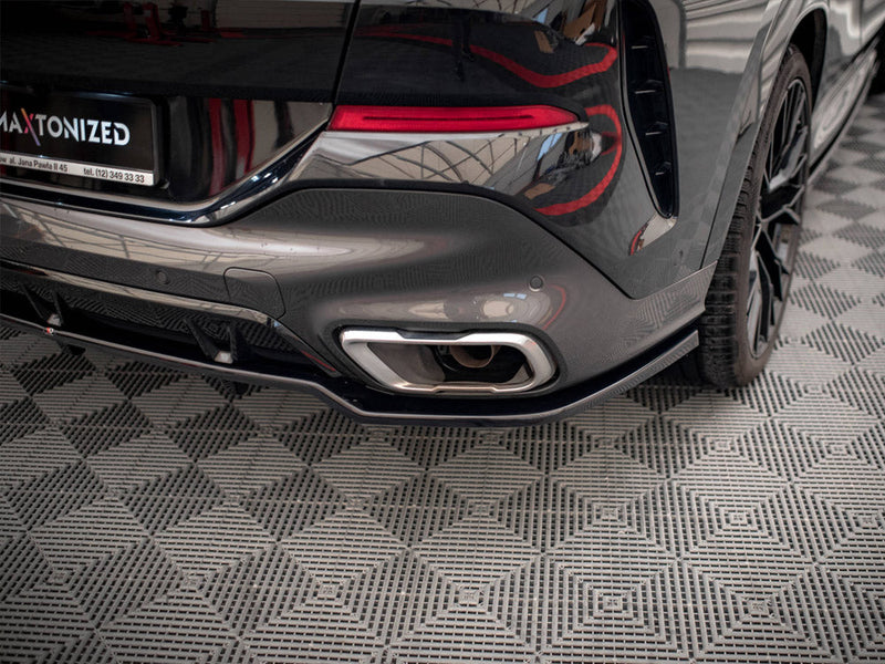 Maxton Design - CENTRAL REAR SPLITTER (VERTICAL BARS) V.2 BMW X6 M-PACK G06