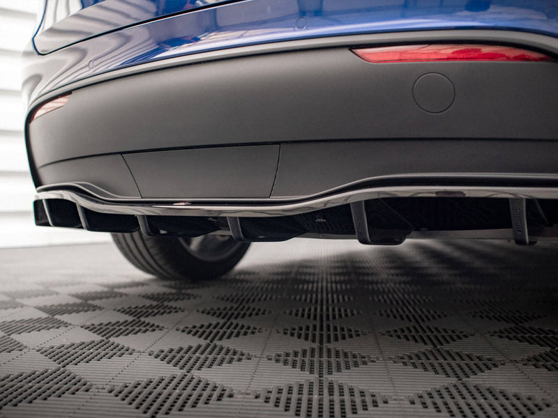 Maxton Design - CENTRAL REAR SPLITTER (VERTICAL BARS) TESLA MODEL Y